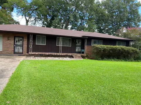 105 Old Pond Rd, Natchez, MS 39120 photo 1