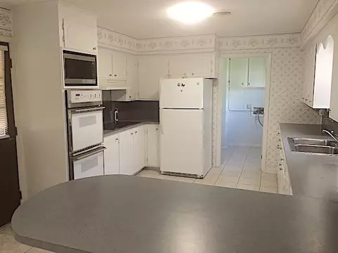 214 Brookfield Dr, Natchez, MS 39120 photo 9