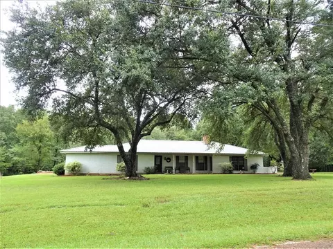 43 Bryan Rd, Natchez, MS 39120 photo 1