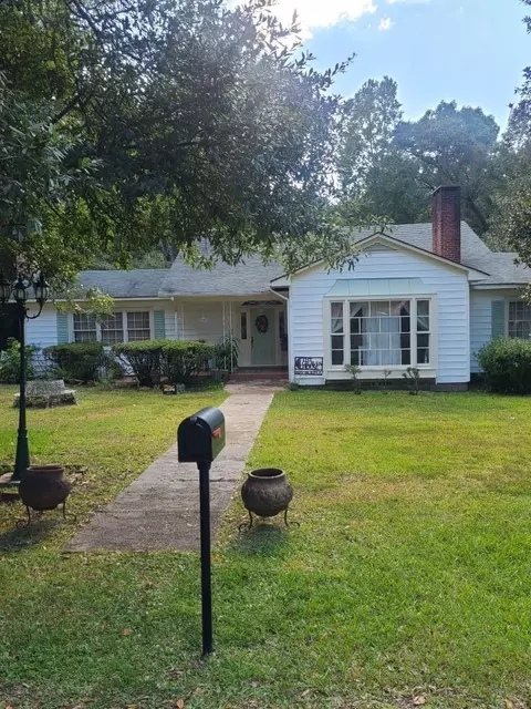 105 Maple, Bude, MS 39630 photo 1