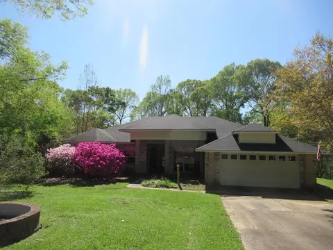 70 Aberdeen Rd, Natchez, MS 39120 photo 1