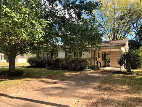 232 Holly, Natchez, MS 39120 photo 1