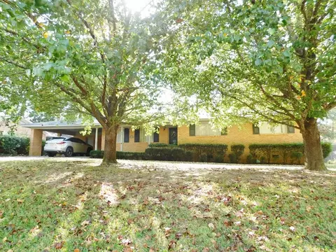 29 Oakhur St, Natchez, MS 39120 photo 2