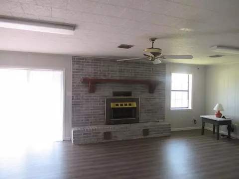 106 Parkview Dr, Natchez, MS 39120 photo 6