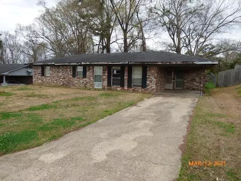 100 Barth, Natchez, MS 39120 photo 1