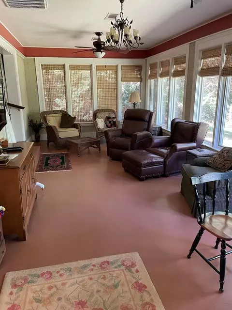 121 Mansfield Dr, Natchez, MS 39120 photo 8