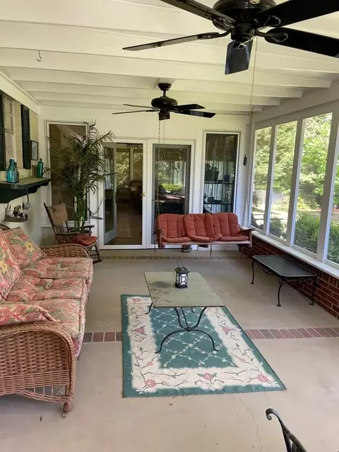 121 Mansfield Dr, Natchez, MS 39120 photo 9