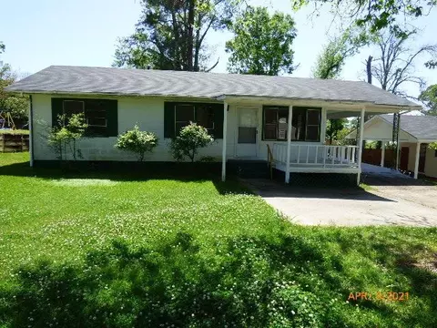 404 Brooklyn Dr, Natchez, MS 39120 photo 1