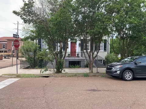 300 N Commerce, Natchez, MS 39120 photo 4