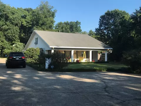 705 Lindberg Ave, Natchez, MS 39120 photo 2