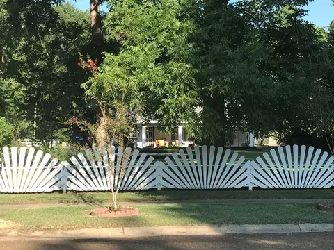 705 Lindberg Ave, Natchez, MS 39120 photo 4