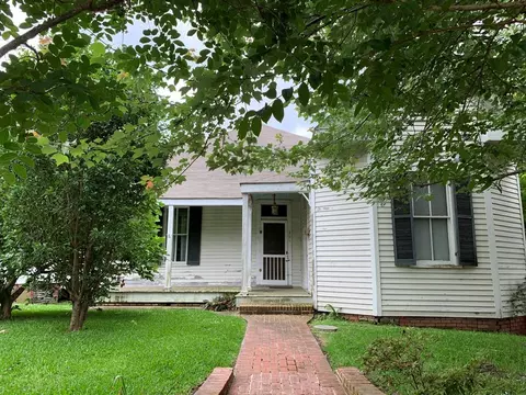201 Linton Ave, Natchez, MS 39120 photo 1