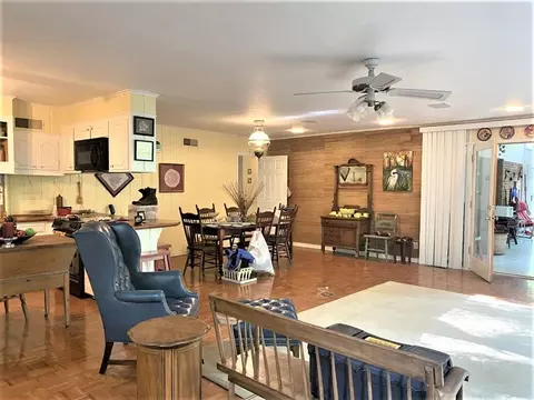 22 Oakhurst Dr, Natchez, MS 39120 photo 8
