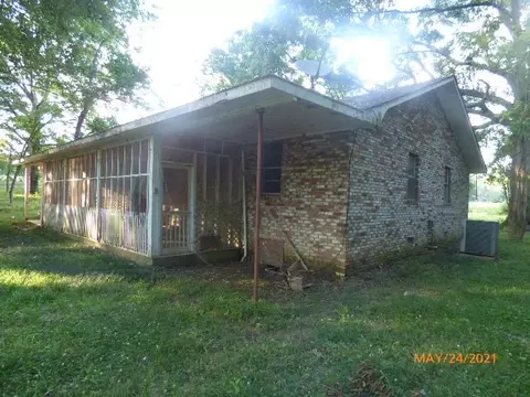 750 Kingston, Natchez, MS 39120 photo 2