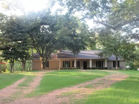 63 Stirling Rd, Natchez, MS 39120 photo 1