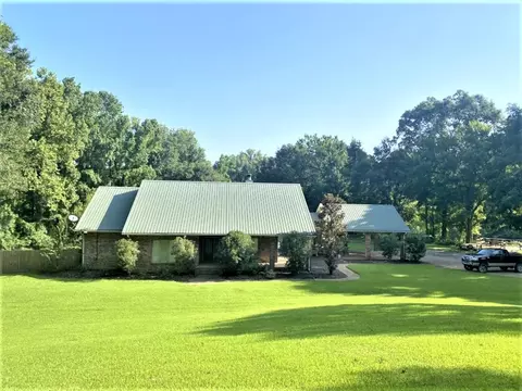 154 Duster Dr, Natchez, MS 39120 photo 1
