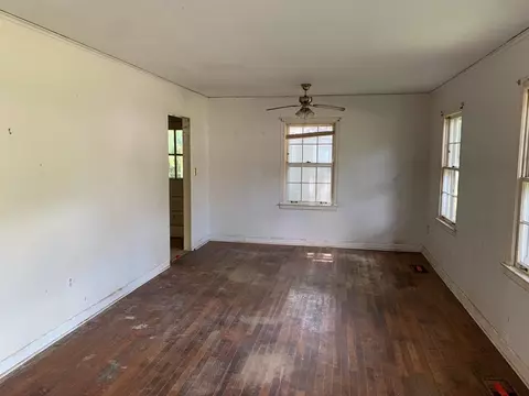 3608 Laurel, Natchez, MS 39120 photo 2
