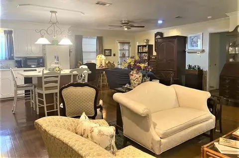 301 Lindberg Ave, Natchez, MS 39120 photo 5
