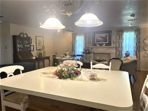 301 Lindberg Ave, Natchez, MS 39120 photo 3
