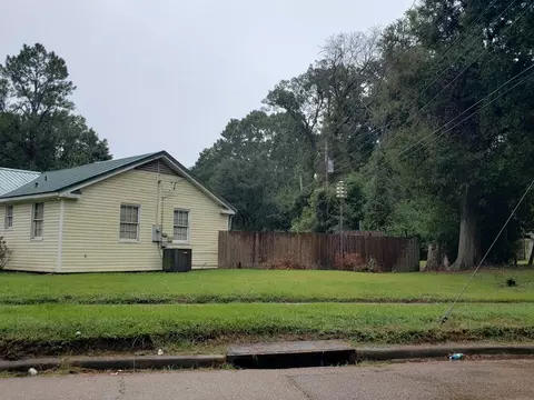 2698 Roselawn Dr, Natchez, MS 39120 photo 16