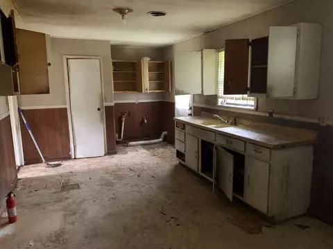 20 Myrtle Dr, Natchez, MS 39120 photo 2