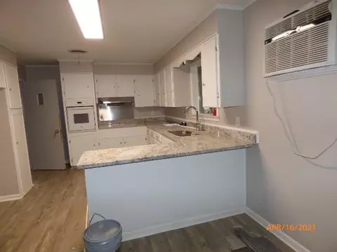 302 Cottage Dr, Natchez, MS 39120 photo 12