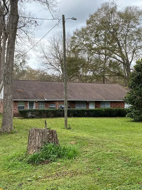 52 Cloverdale, Natchez, MS 39120 photo 1