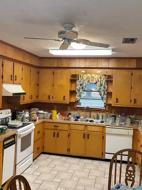 2149 Second, Natchez, MS 39120 photo 13
