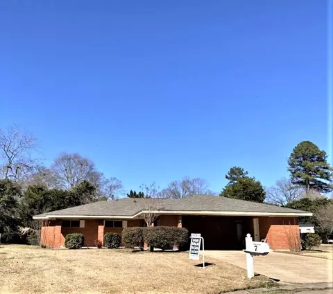7 Spanish Ct, Natchez, MS 39120 photo 1