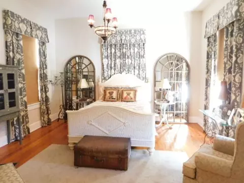 819 Washington St, Natchez, MS 39120 photo 6