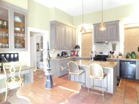 819 Washington St, Natchez, MS 39120 photo 11