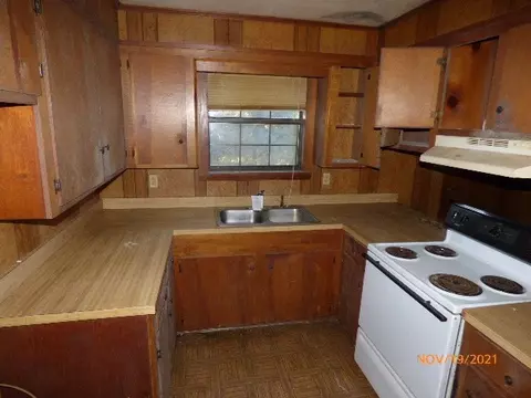 301 Cranfield Rd, Roxie, MS 39661 photo 7