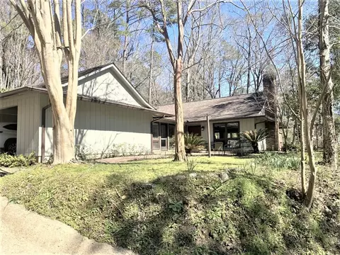 107 Dunbarton Dr, Natchez, MS 39120 photo 3