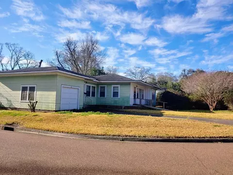 107 Laurel Ave, Natchez, MS 39120 photo 2