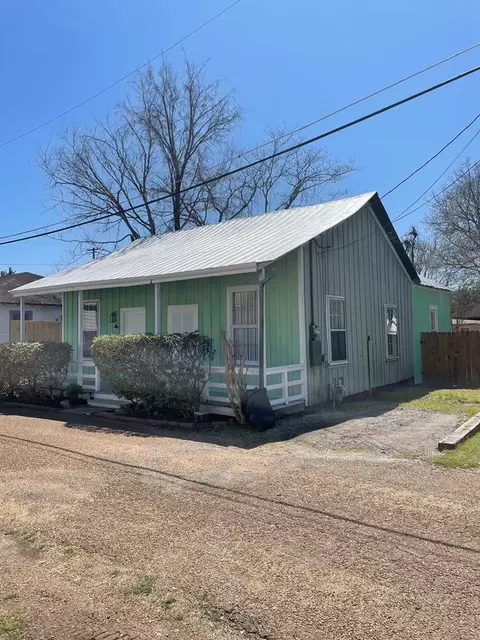 7 Mulberry St, Natchez, MS 39120 photo 1