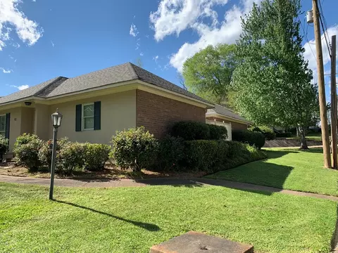 60 Duncan, Natchez, MS 39120 photo 2