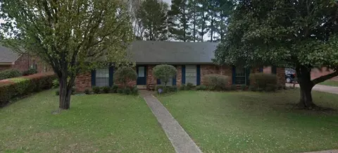 102 Arrowhead, Natchez, MS 39120 photo 1