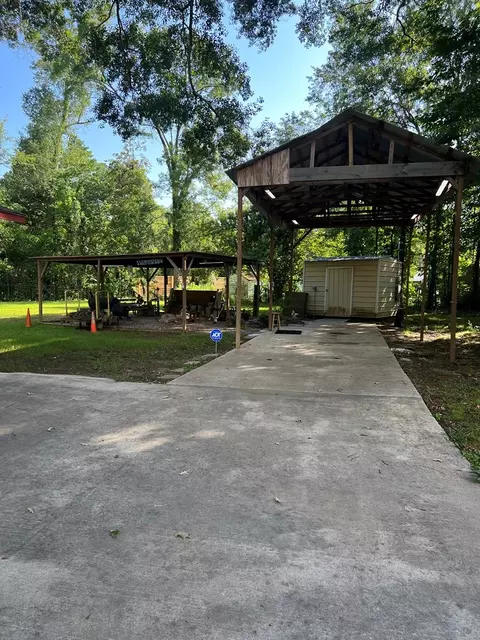 10 S Circle Dr, Natchez, MS 39120 photo 2