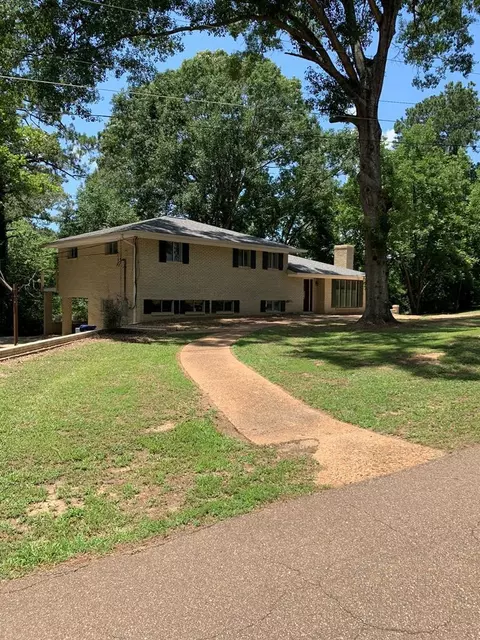 305 Hurricane, Natchez, MS 39120 photo 2