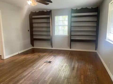 225 Oakland Dr, Natchez, MS 39120 photo 3