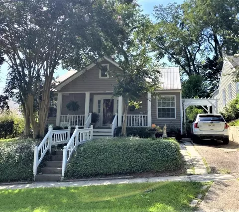 28 Orange Ave, Natchez, MS 39120 photo 1