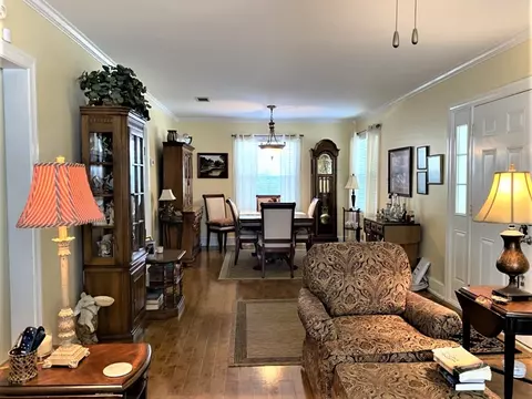 28 Orange Ave, Natchez, MS 39120 photo 9