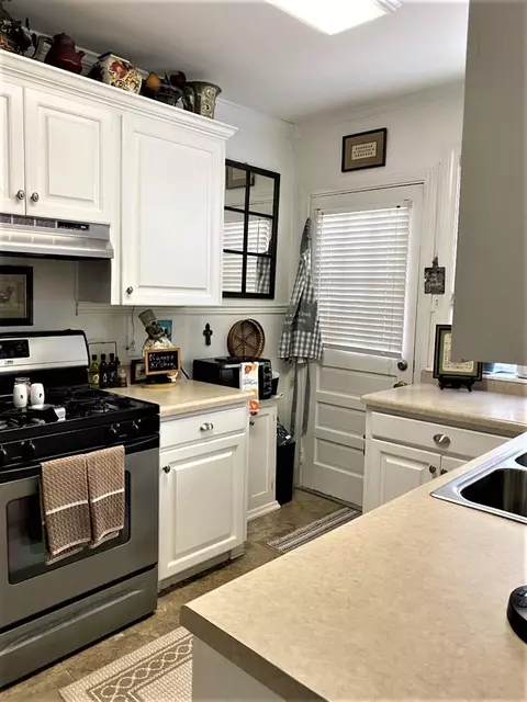 28 Orange Ave, Natchez, MS 39120 photo 13