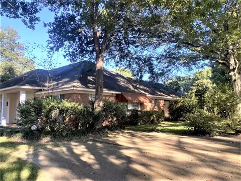 101 Arrowhead Dr, Natchez, MS 39120 photo 2