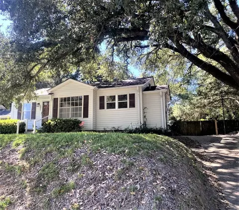 1811 Wheeler Dr, Natchez, MS 39120 photo 2