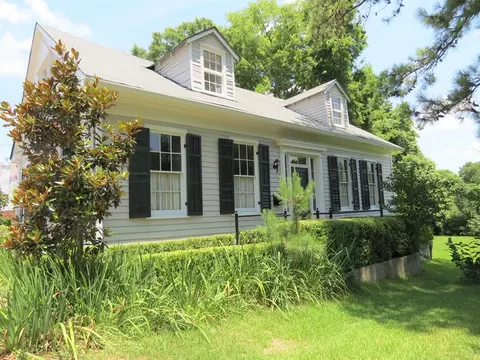 807 State, Natchez, MS 39120 photo 2
