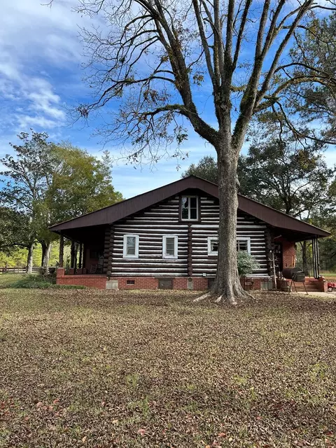 1676 Liberty, Roxie, MS 39661 photo 3