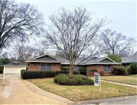 20 Pecan Way, Natchez, MS 39120 photo 1