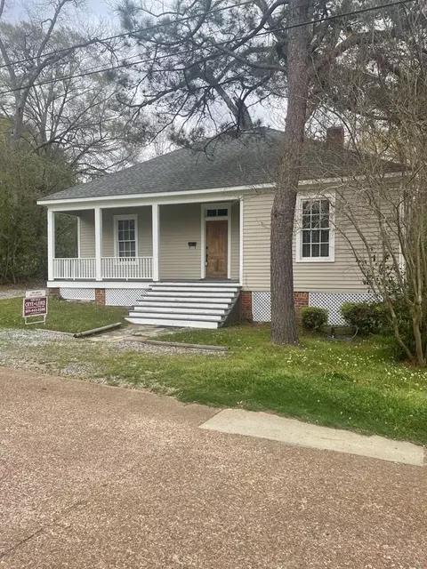 3 Elm St, Natchez, MS 39120