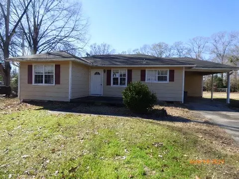 1308 Magnolia Ave, Natchez, MS 39120